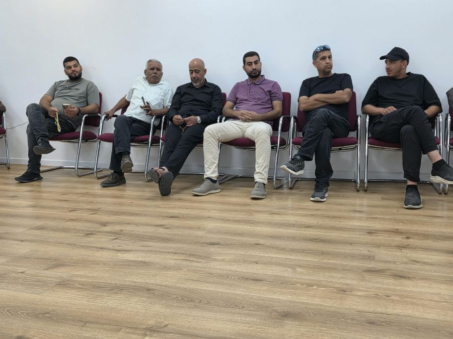 لقاء تدريبي لمتطوعي فريق الطوارئ لتعزيز الجاهزية والتنسيق المجتمعي 